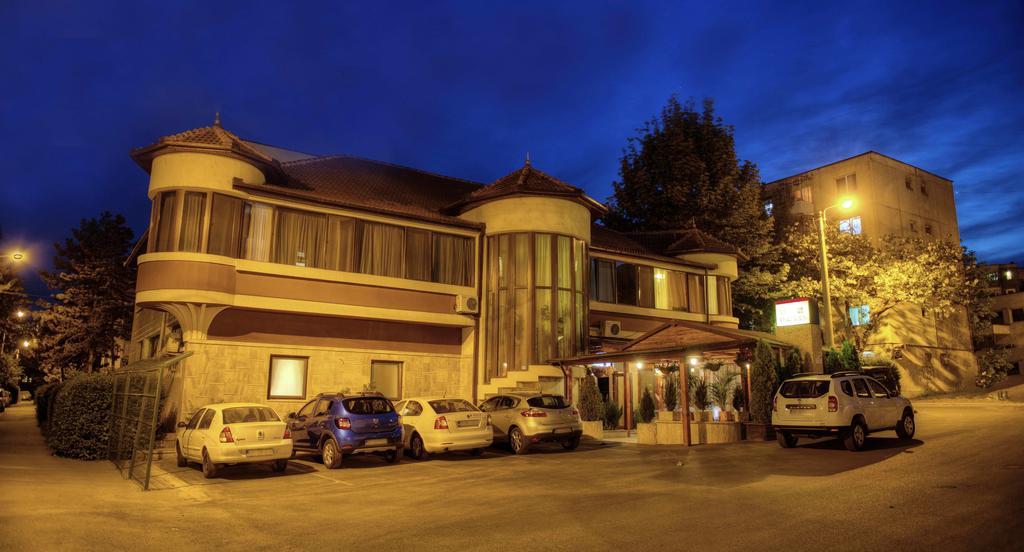 Boutique Vila Paradis Deva Exterior foto